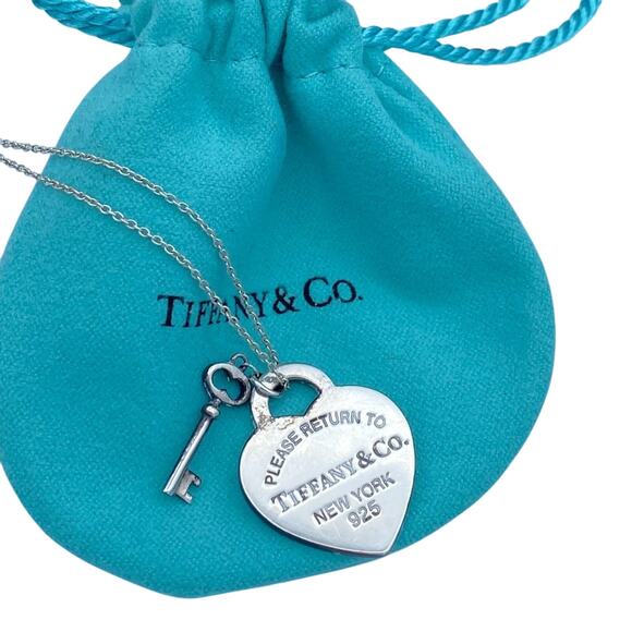 Authentic Tiffany & Co. Heart Key Sliver Co Sterling Necklace - Picture 1 of 6